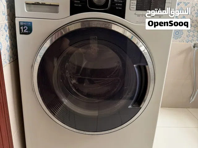 غسالة ملابس للبيع في حالة جيدة
