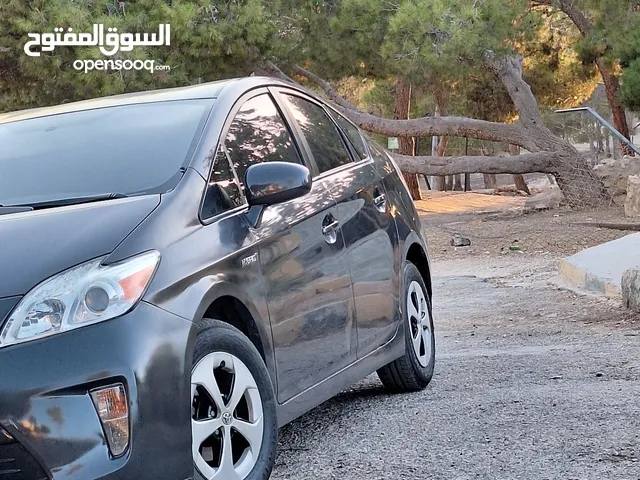 Used Toyota Prius in Amman