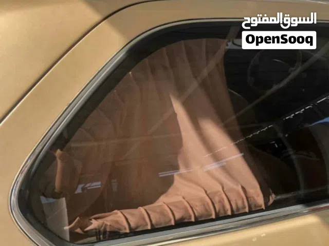 ستائر جانبية لكزس 400