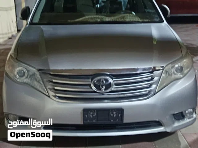 2011 تويوتا افالون SE