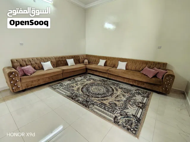كنب فى حالة جيدة للبيع