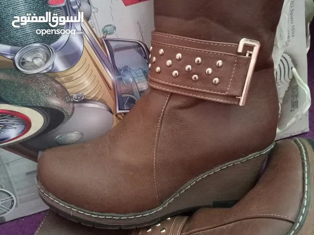 brown Comfort Shoes in Amman