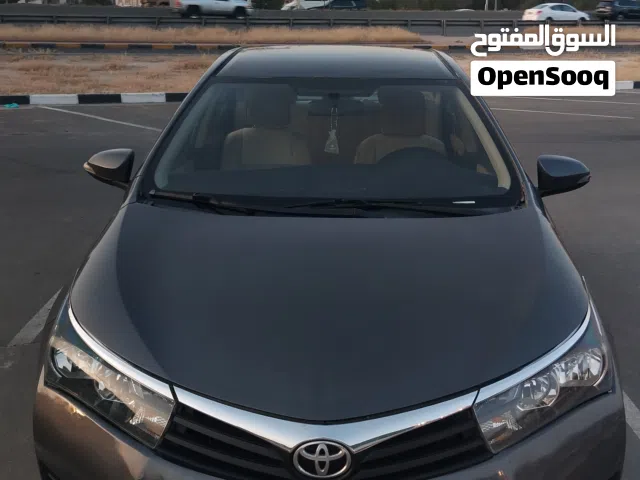 للبيع تويوتا كورلا 2014 الماكينة الصغيره 1600CC الفحص مرفق مع الصور فحص الضمان