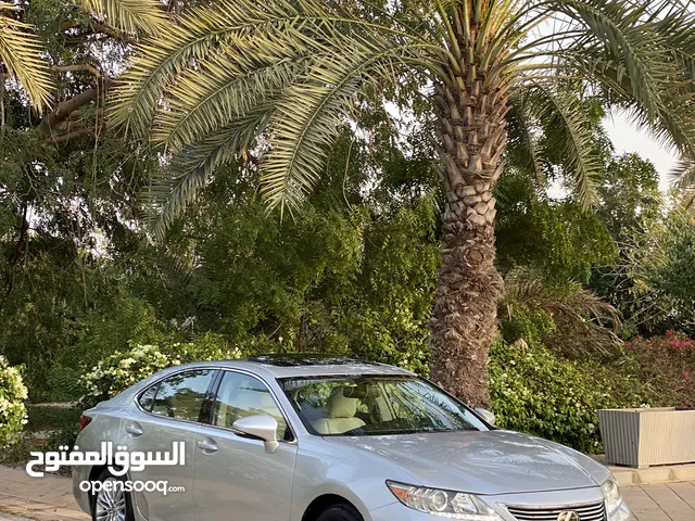 Used Lexus ES in Al Batinah