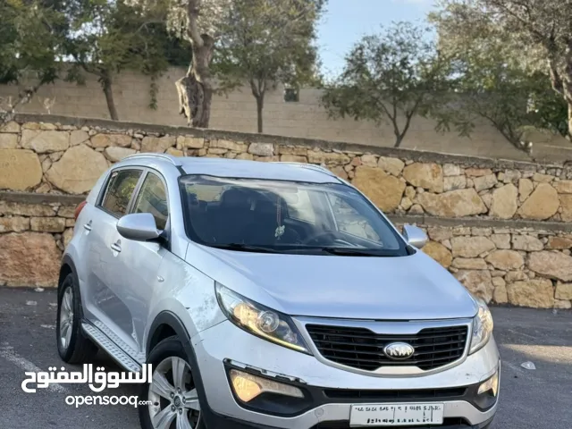 سبورتاج 4*4 ماتور 2000 ديزل اتومات اصل برايفت للبيع ع الكاش