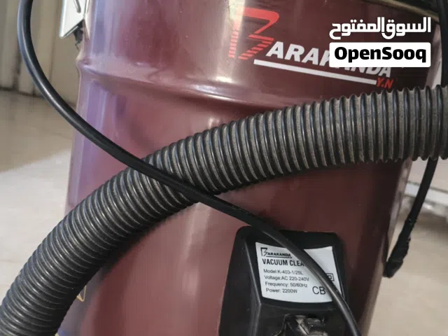 مكنسة كهربائية من ماركة باراكندا للبيع شغالة 100%