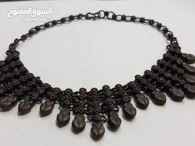 عقد انتيك قديم