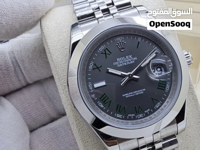 للبيع ساعة تقليد طبق الأصل  لمتدد