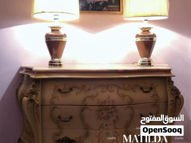 كونسول ايطالي بسطح رخام