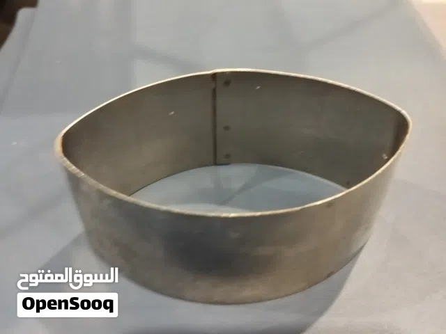 رنجات قطع كيك باشكال مختلفه و مقاسات مختلفه ستانلس ستيل طبي بحاله ممتازه