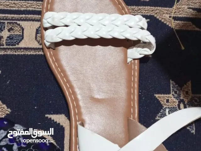 احذيه نسائي شي ان بات بات اقره الوصف