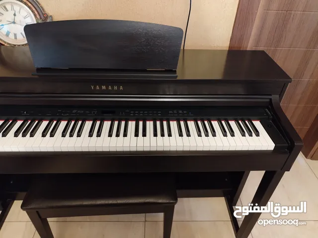 YAMAHA CLP - 430 Digital Piano