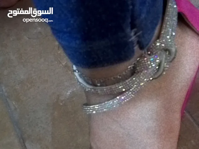 Other Others in Zarqa