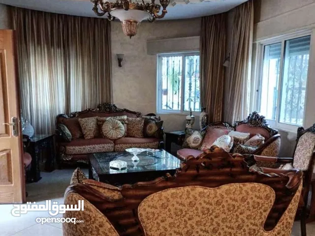 360m2 5 Bedrooms Villa for Sale in Amman Tla' Ali