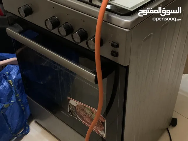 طباخة وغسالة وغاز للبيع معا فقط