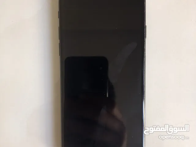 Apple iPhone 7 32 GB in Amman