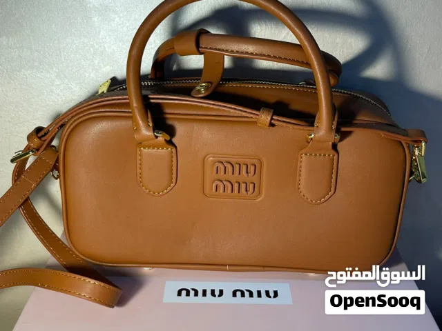 حقيبه نسائيه طبق الاصل ماركة ميو ميو لون كامل