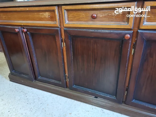 مكتب مستعمل كبير 3 ادراج و5 ابواب