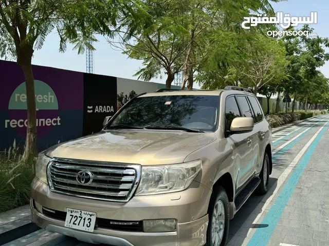 Android Auto Used Toyota in Sharjah