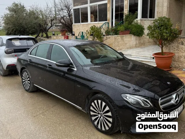 2018 مرسيدس بنز الفئة-E E 350e