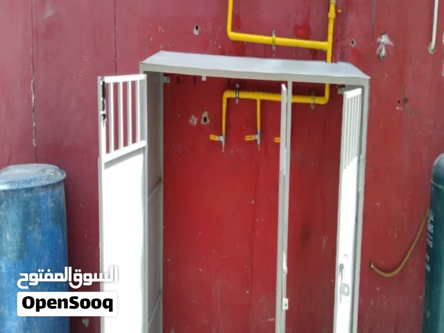 قريل ، طاولات ، مغاسل مطاعم للبيع