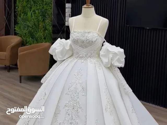 Weddings and Engagements Dresses in Hawally