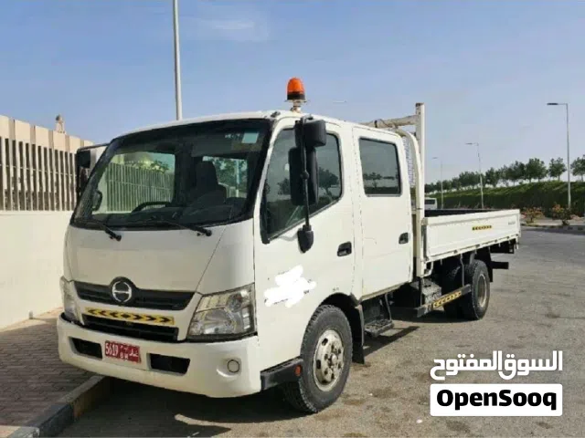 Hino Duble Cabin Canter 2018