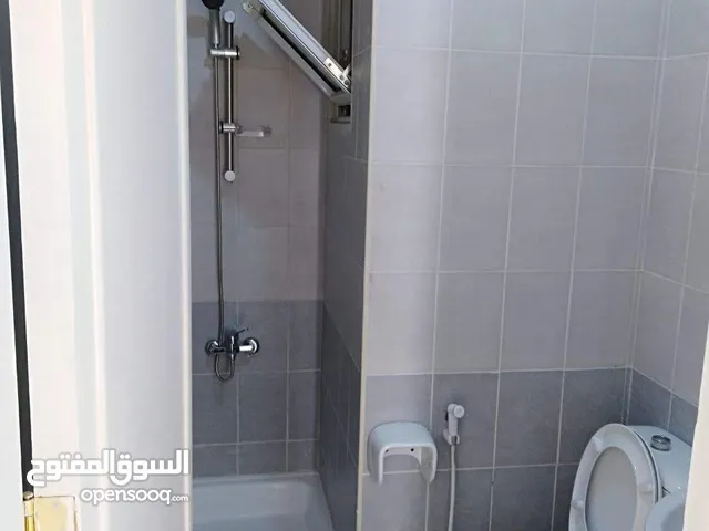 115 m2 3 Bedrooms Apartments for Sale in Zarqa Al Tatweer Al Hadari