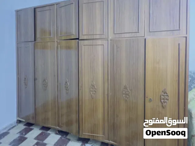 دولاب مهني بحالة ممتازة