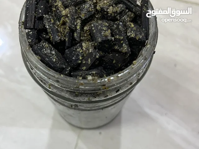 بخور او عود عندي 17حبه من الرايحه الفاخر 3انواع