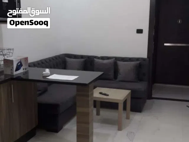 غرفة وصالة للايجار الصويفية مفروشة بالكامل فرش فاخر مع بلكونه للايجار الشهري او السنوي