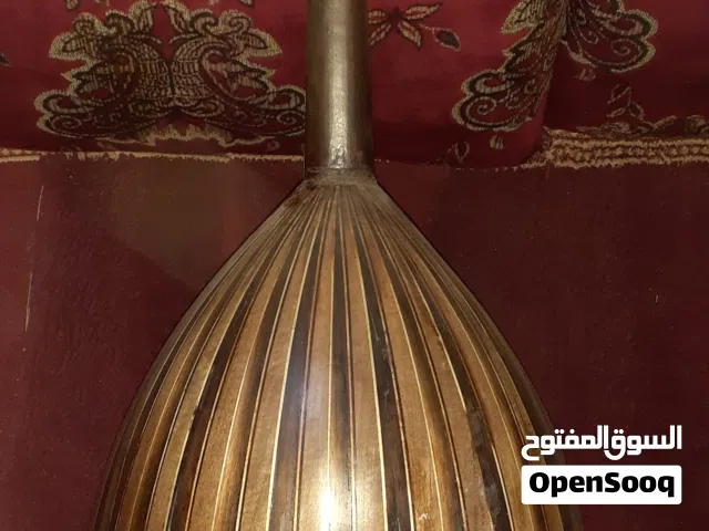 عود عراقي قديم ومميز (لعشاق الطرب الأصيل والأنغام الدافئة)
