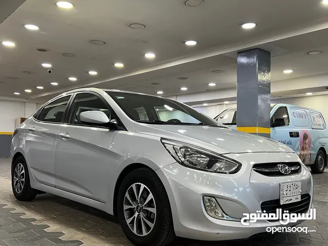 السلام عليكم هوندا اكسنت للبيع