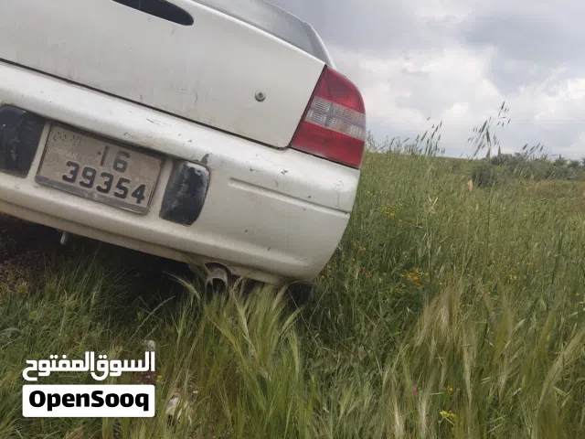 1999 Kia Shuma