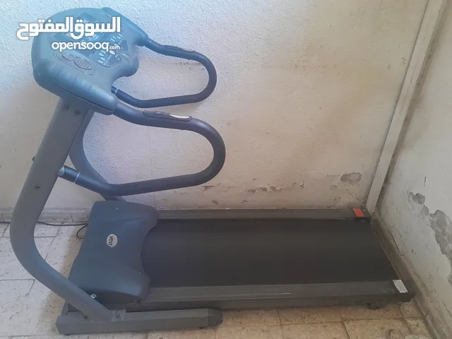 جهاز ركض بحاله جيده