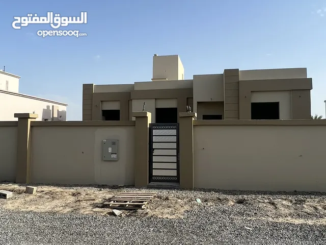 215 m2 3 Bedrooms Townhouse for Sale in Al Batinah Al Masnaah