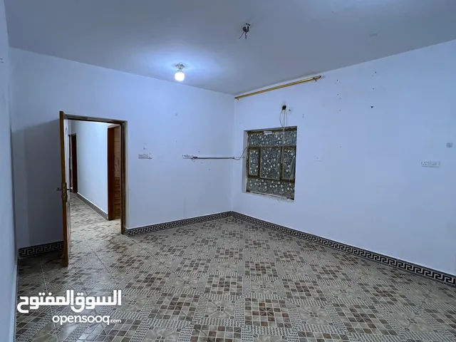 110 m2 2 Bedrooms Apartments for Rent in Basra Amitahiyah