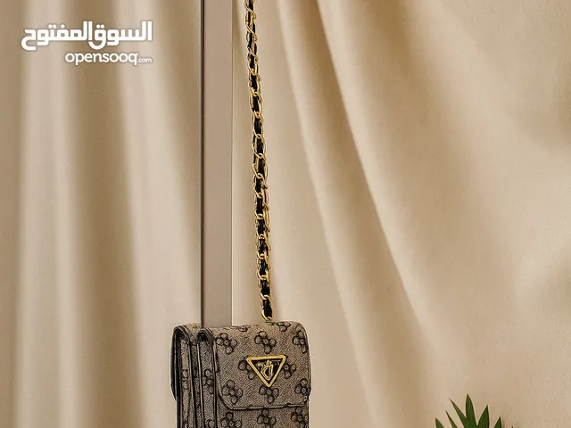 شنطة GUESS 2025
