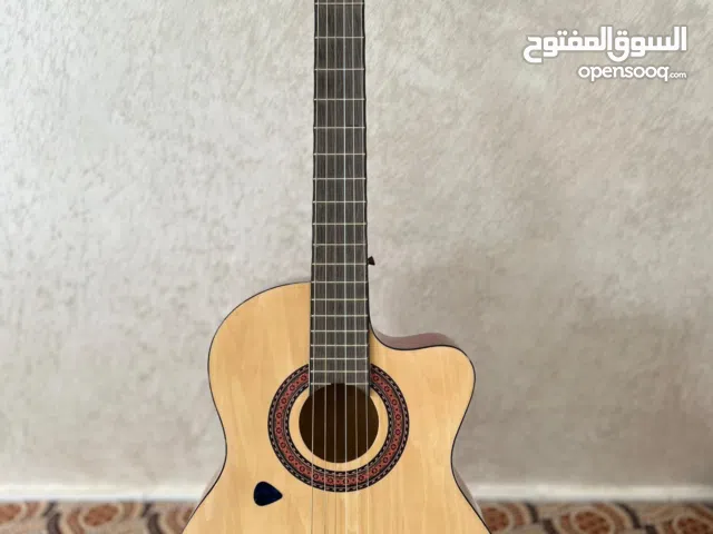 جيتار كلاسك للبيع