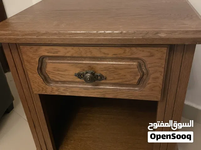 طاوله جانبيه خشبيه