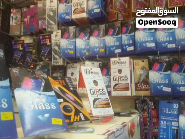 محل للبيع عرطه وسعر بلاش. بختصار بيع 11الف سعودي في موقعه او ب 12الف ونقل المحل اي مكان داخل صنعاء
