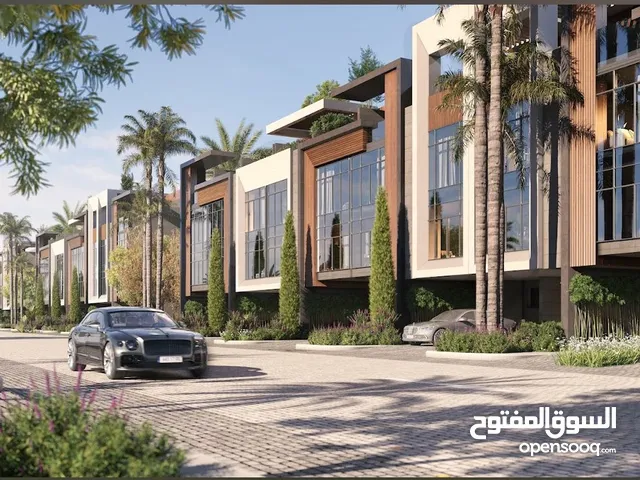 4200 ft² 4 Bedrooms Villa for Sale in Dubai Dubai Investment Park