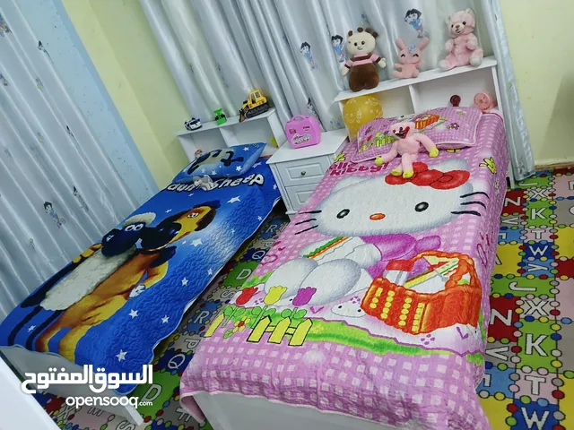 تخوت عدد3 تفصيل خشب لاتيه بدون الفرشات