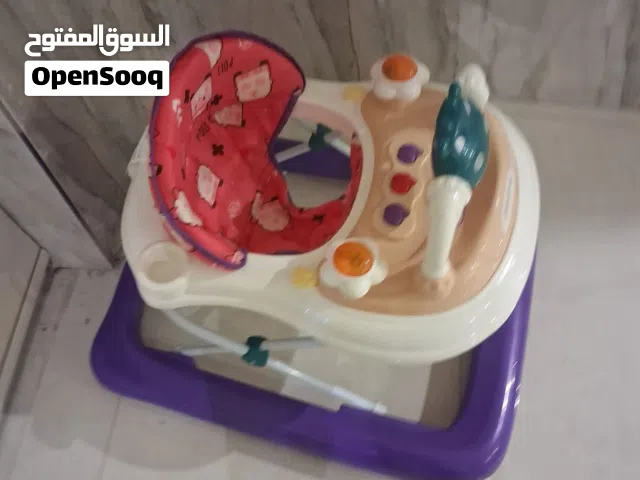 ماشيه اطفال مواليد بسعر رمزي بحاله فوق الممتازه