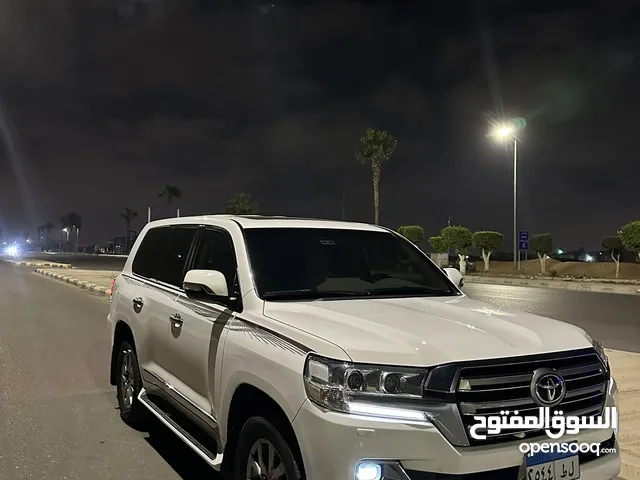 Toyota Land Cruiser 2019 in Giza