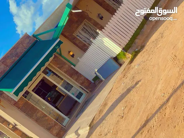 كافي للبيع كامل بالمعدات .. كافي عتبة مبنى ايجار .. بزبائنها وخدمة ماشاء الله .. دواعي البيع سفر