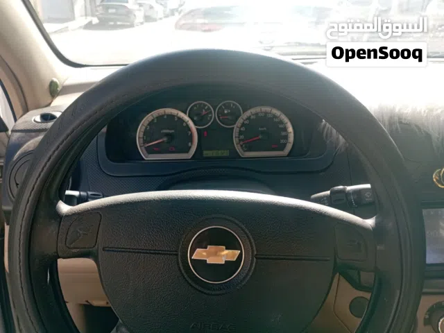 2011, شيفروليه, افيو, Base