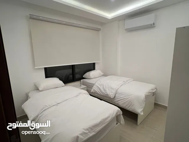 سكن طالبات للأيجار/شارع الجامعة الأردنية