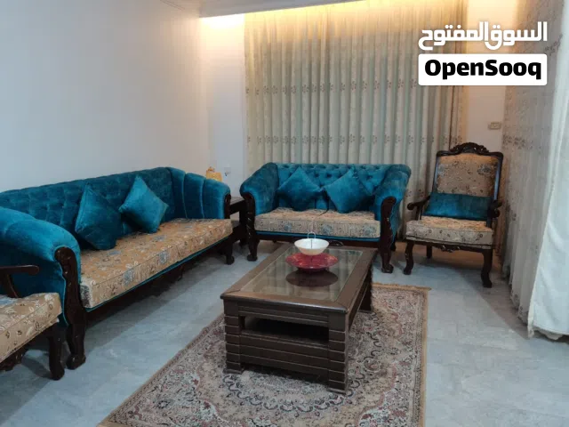 طقم كنب بلوط 9 مقاعد + سجادة وطاولة وسط وترابيزات عدد 2 وبرداي
