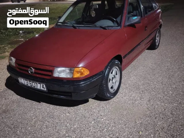 1992 Opel Astra Standard